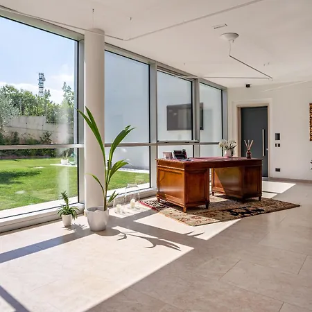 Midum Family Balcony Apartment Trento